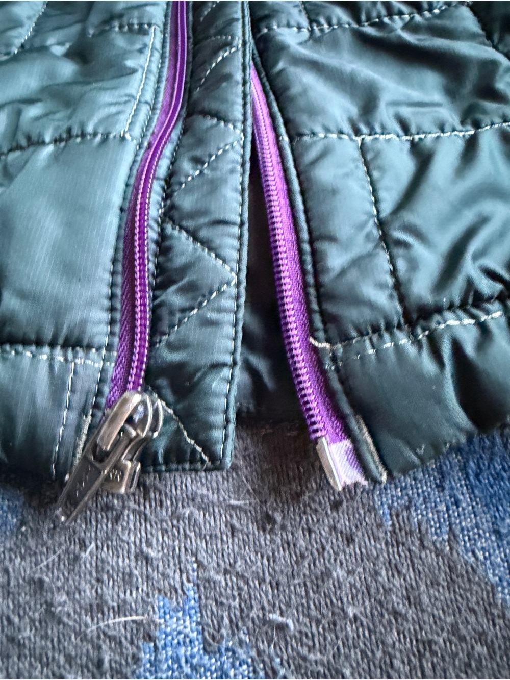 Patagonia Quilted Jacket in Dark Teal with Purple Accent - Picture 4 of 4